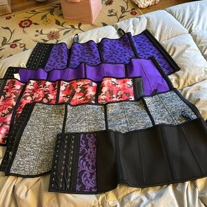 5 assorted corsets
